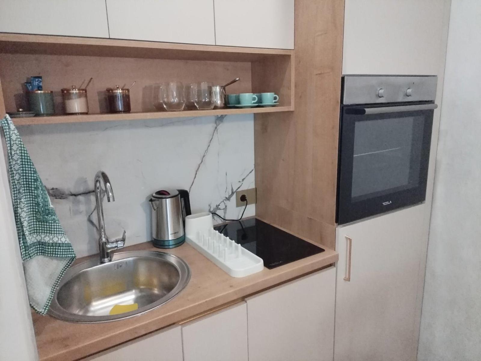 Apartment Centrum - Free Private Parking Novi Sad Ngoại thất bức ảnh