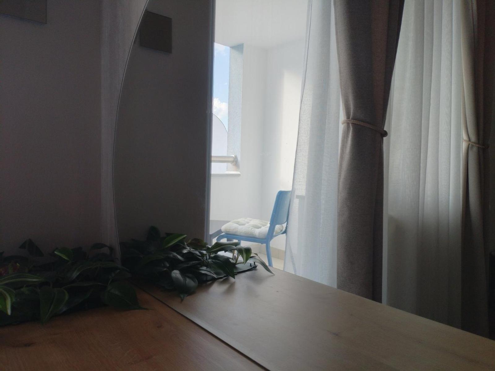 Apartment Centrum - Free Private Parking Novi Sad Ngoại thất bức ảnh