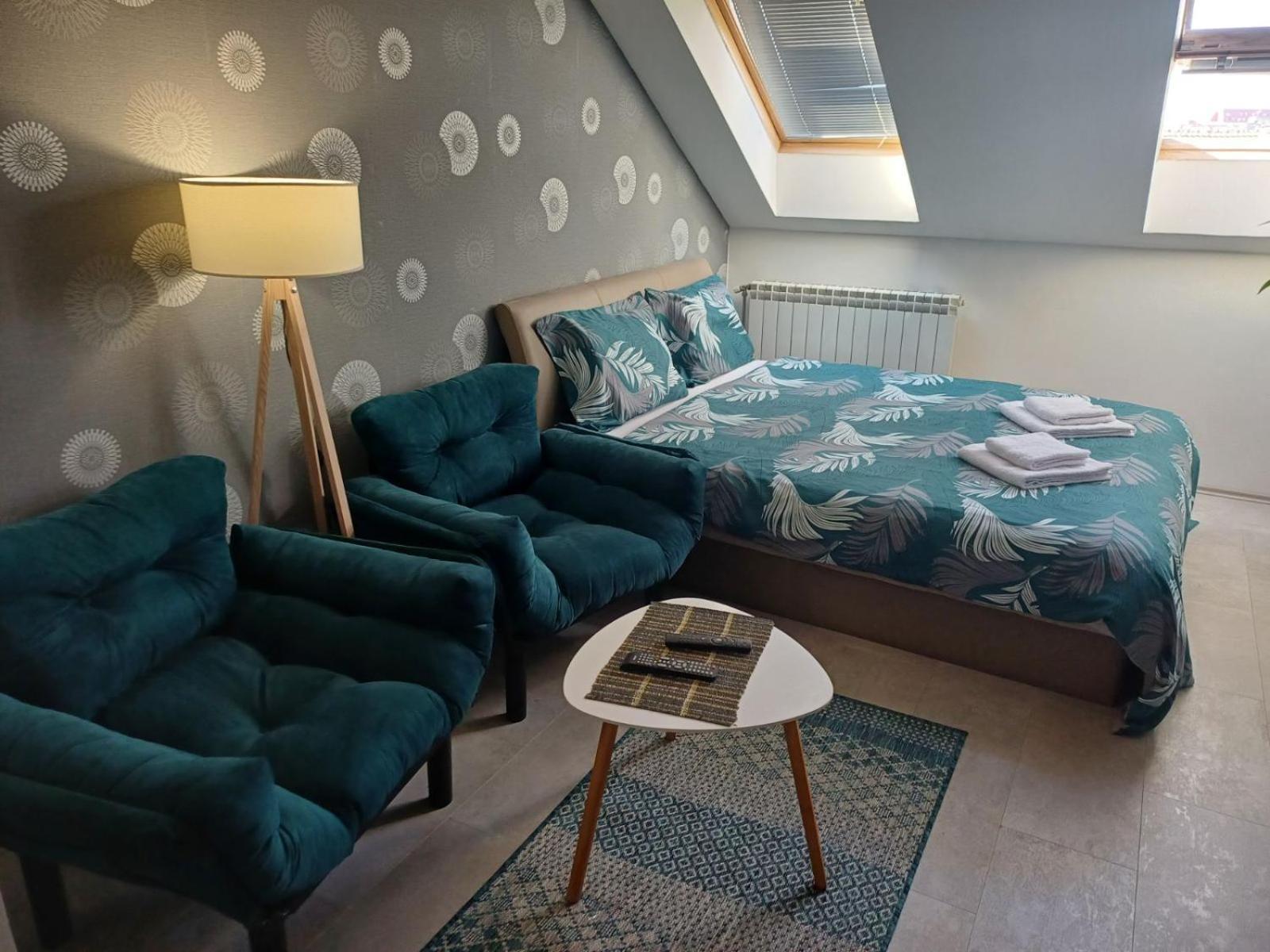 Apartment Centrum - Free Private Parking Novi Sad Ngoại thất bức ảnh