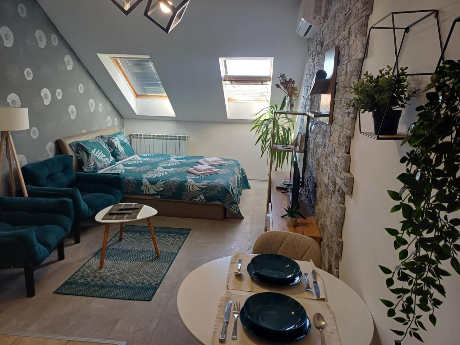 Apartment Centrum - Free Private Parking Novi Sad Ngoại thất bức ảnh