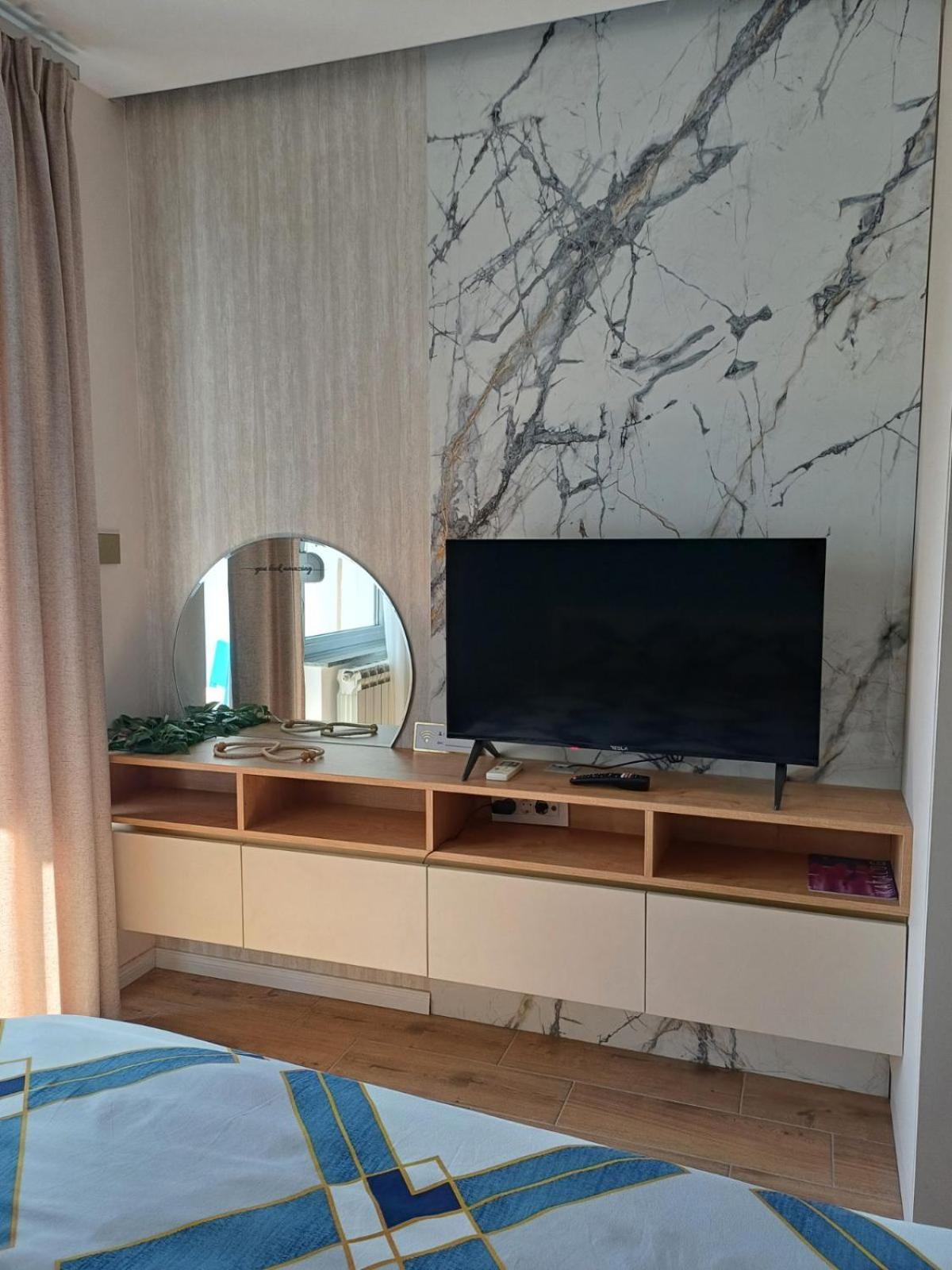 Apartment Centrum - Free Private Parking Novi Sad Ngoại thất bức ảnh