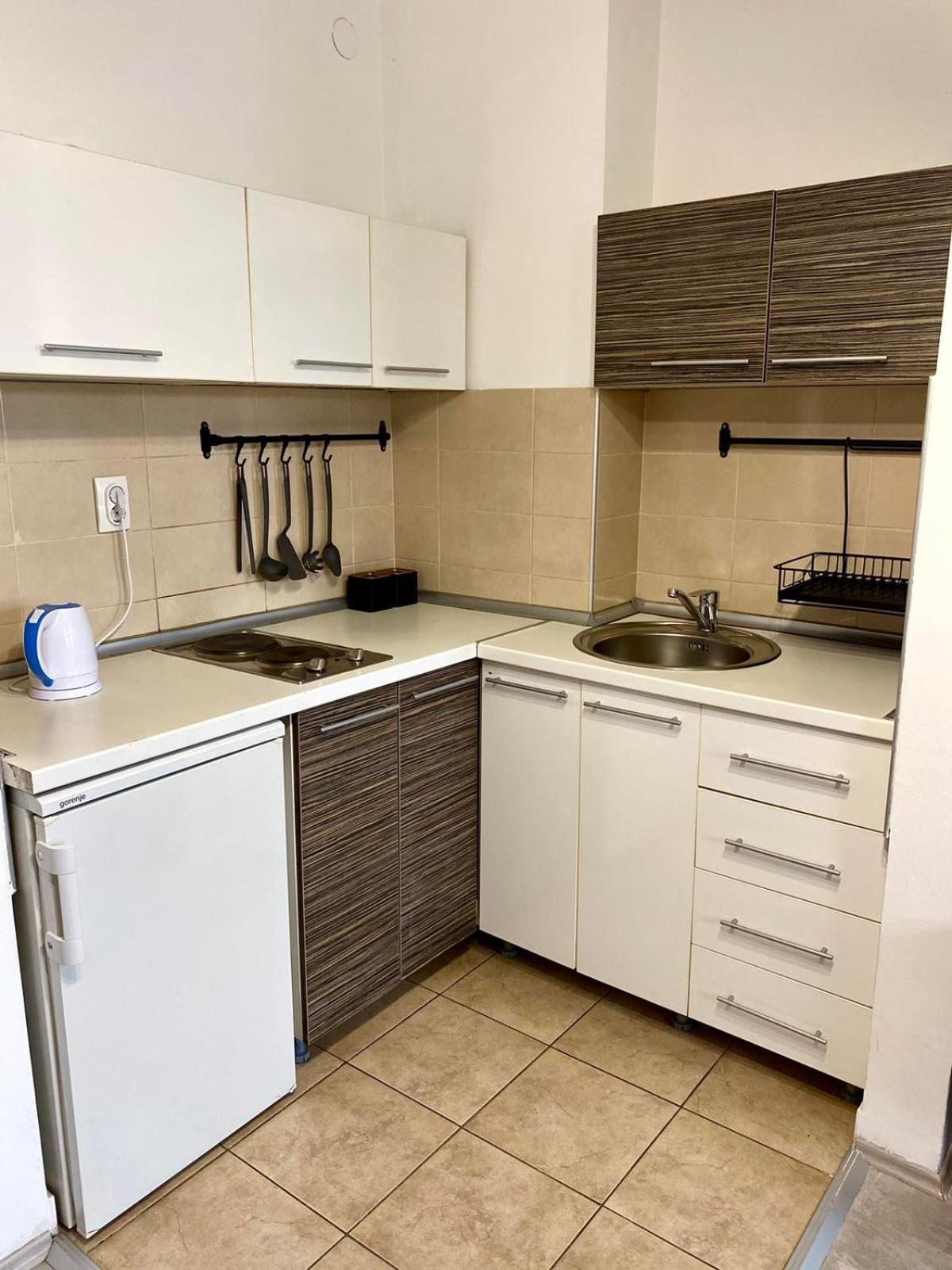 Apartment Centrum - Free Private Parking Novi Sad Ngoại thất bức ảnh